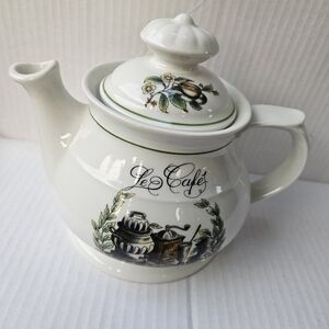 Vinage "Natures Mortes" (Still Life) Coffee Pot